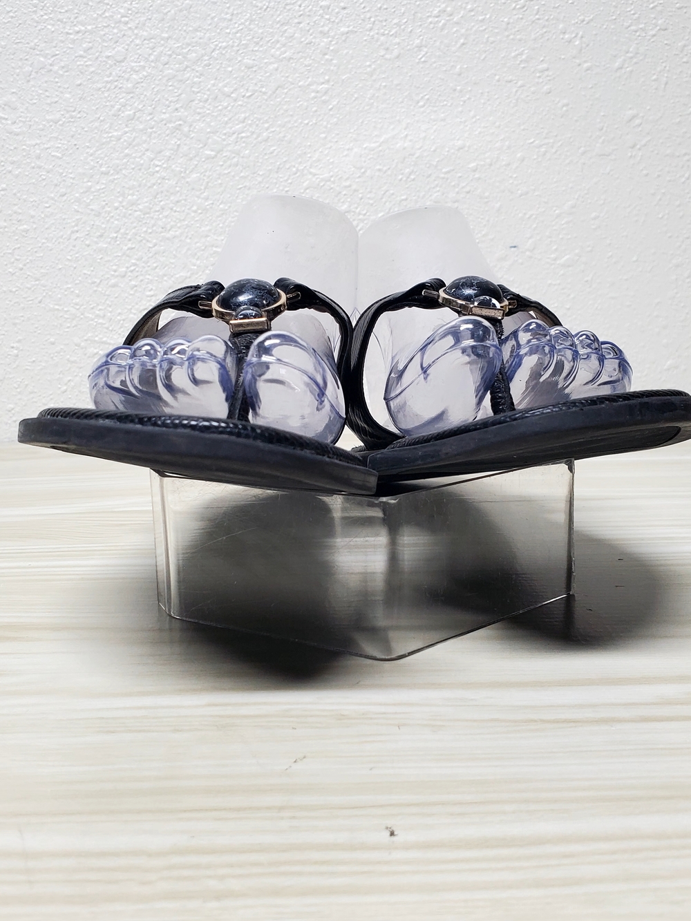 Naturalizer Black Thong Sandals with Gem Accent - Picture 3 of 10